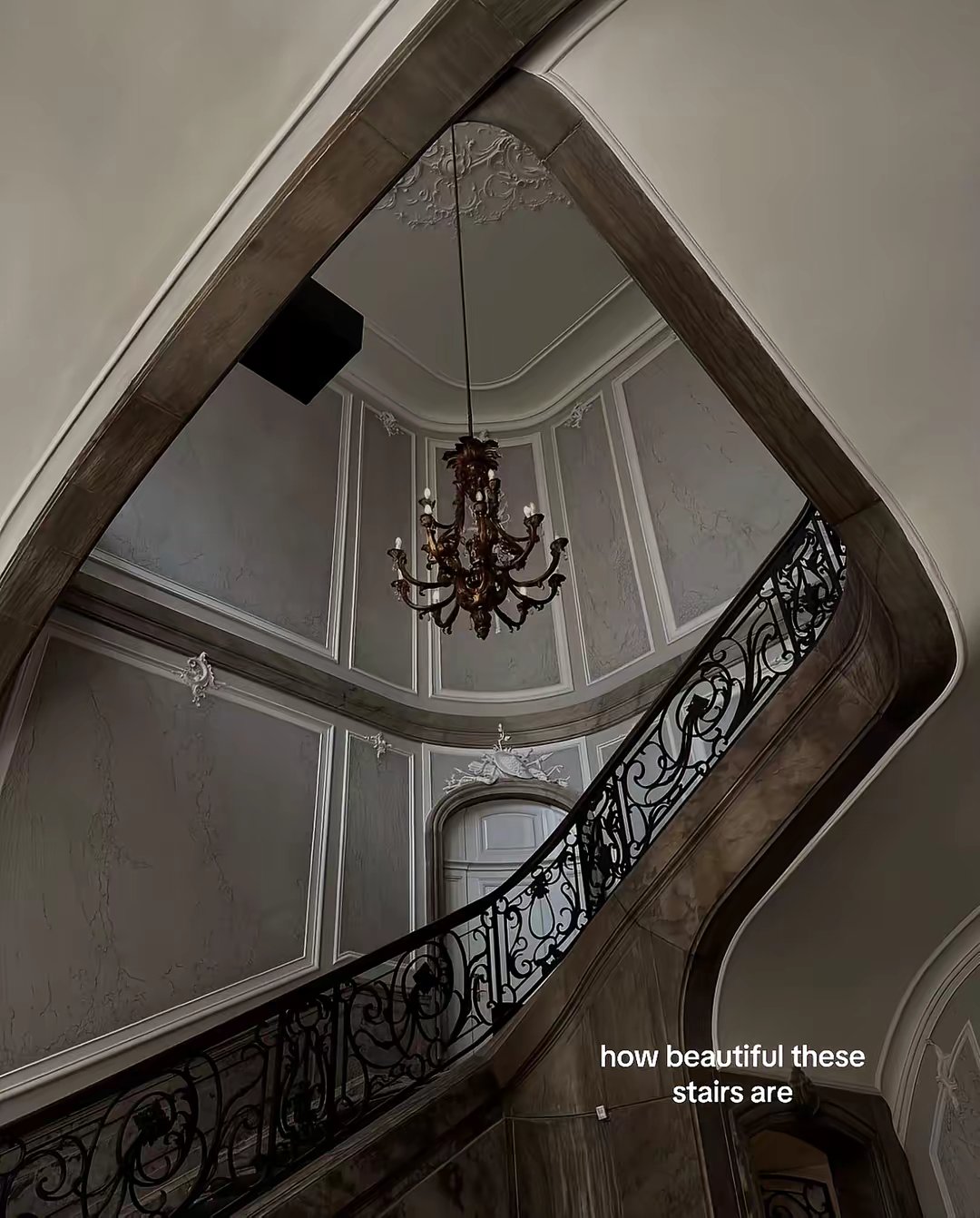 Interior Design Aesthetic Inspiration by @aslihan__e slide 7