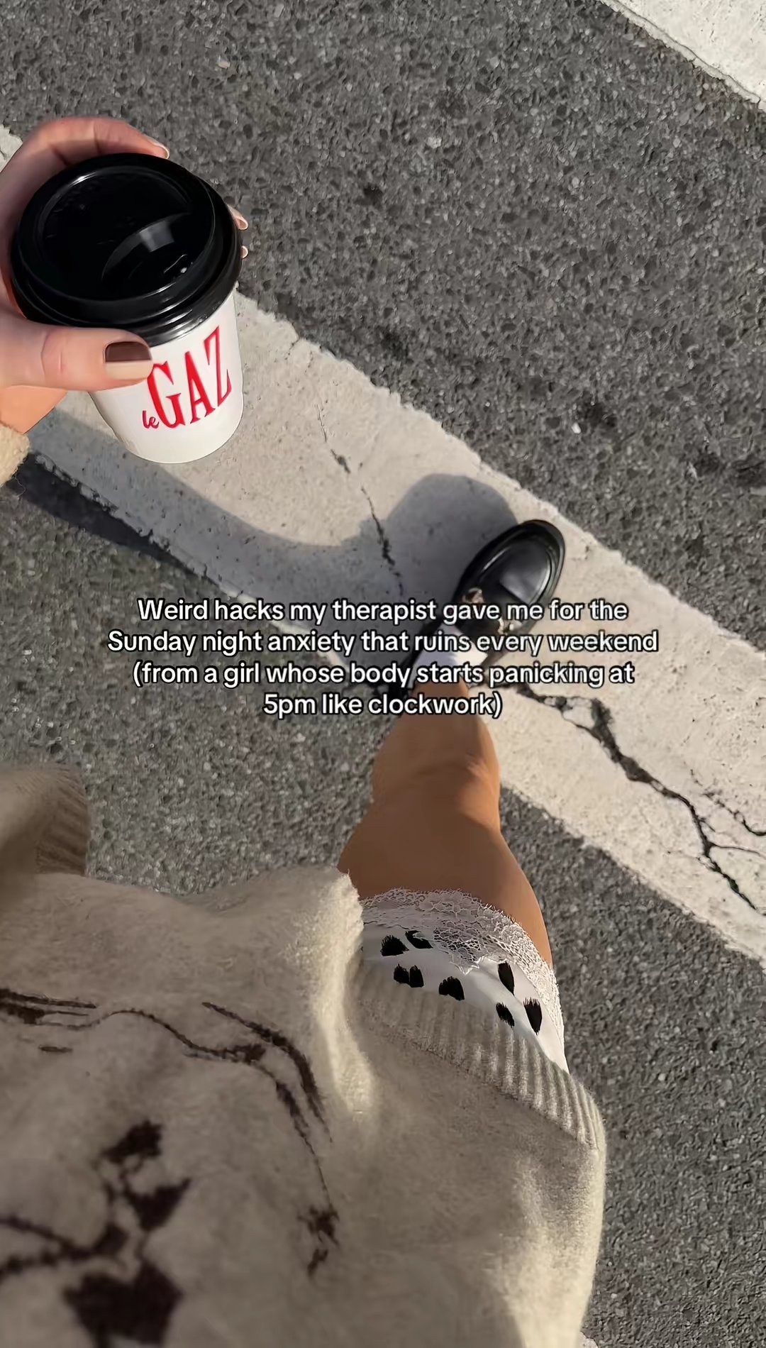 Weird hacks my therapist gave me for the Sunday night anxiety that ruins every weekend (from a girl whose body starts panicking at 5pm like clockwork)