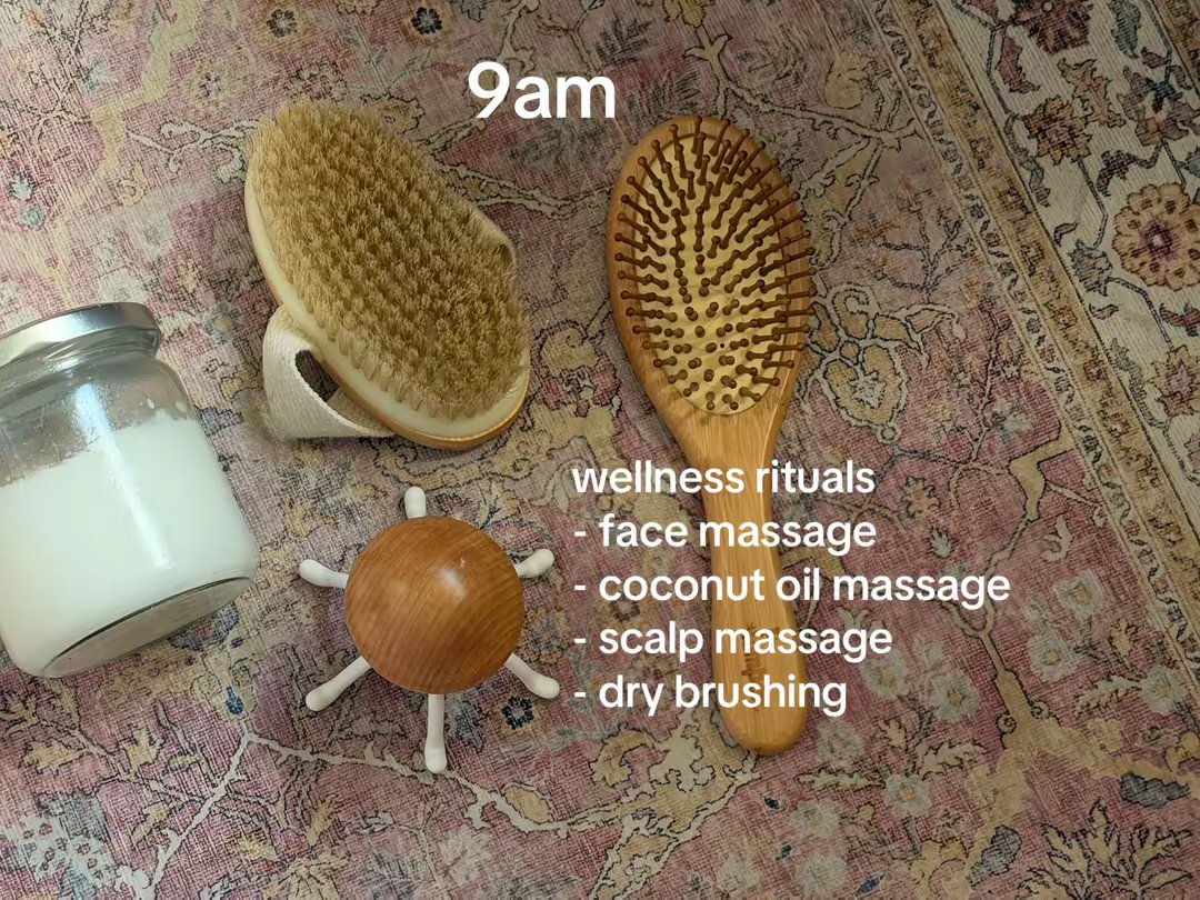 Lifestyle Content And Bookclub by @daryas.journal slide 6