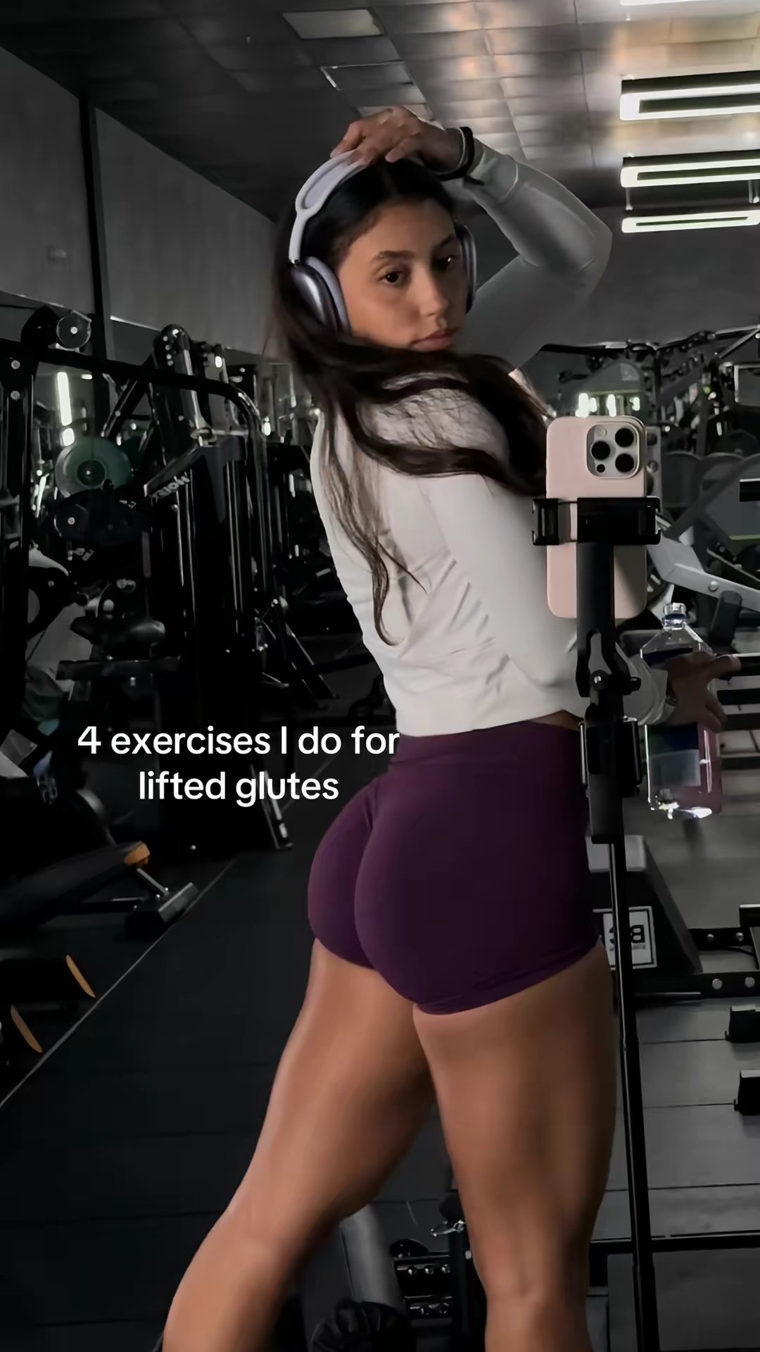 4 exercises I do for lifted glutes