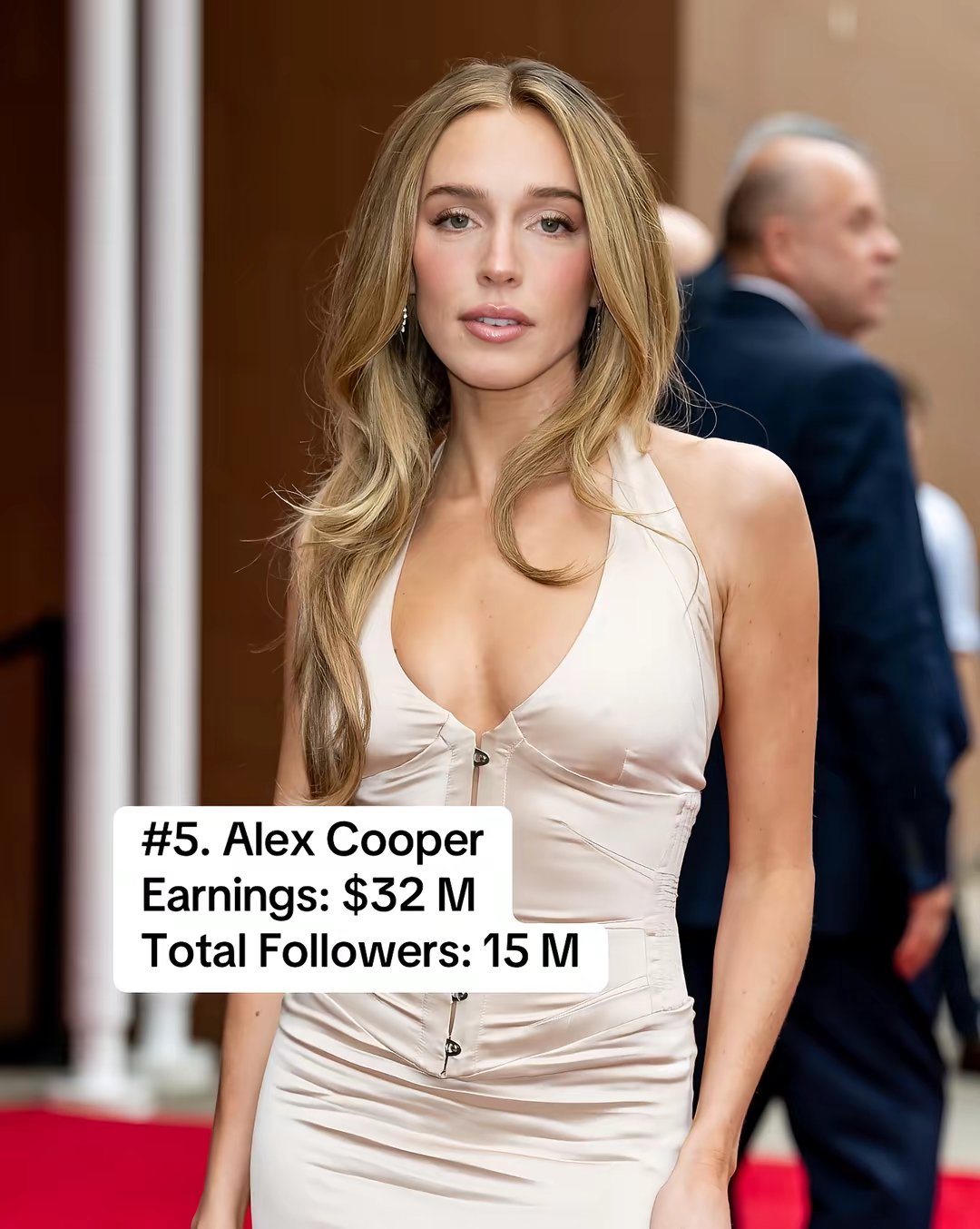 Entertainment News Content by @four.nine slide 12
