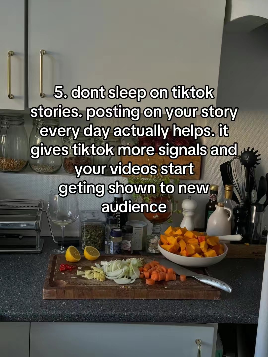 Go Viral TikTok App by @lily_fitss slide 6