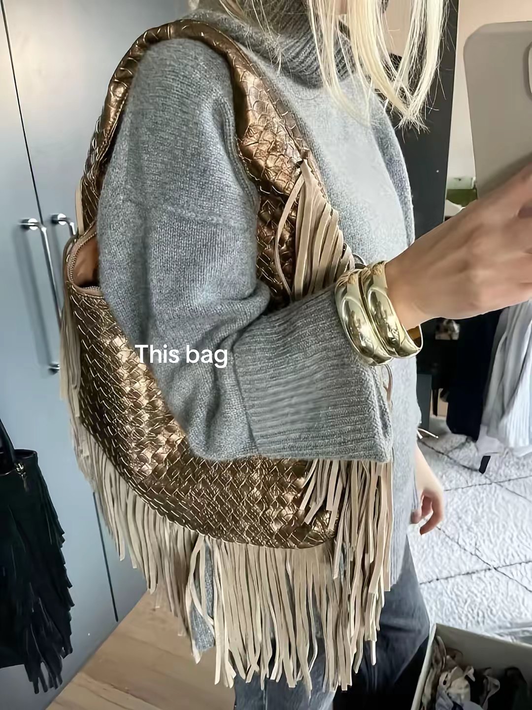 Luxury Lifestyle Content Creator by @niawldrf slide 3