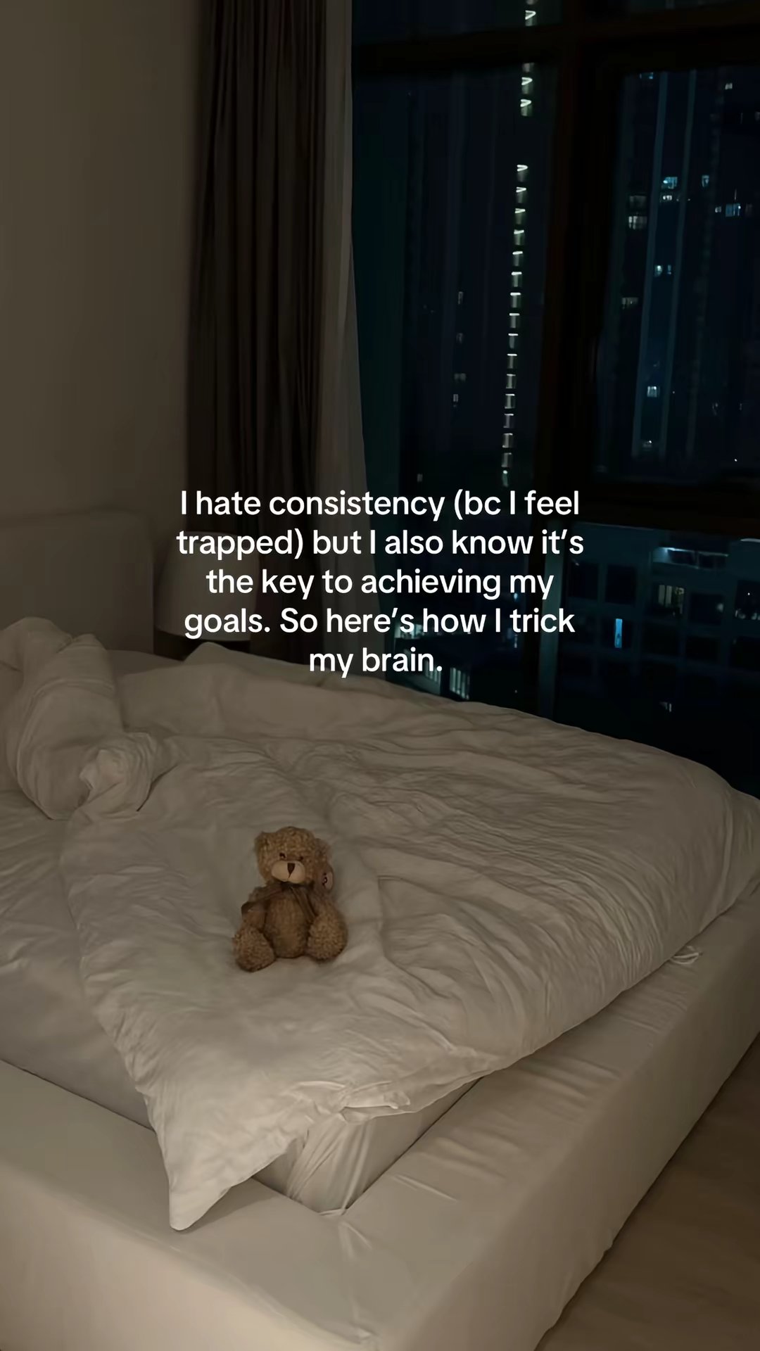 I hate consistency (bc I feel trapped) but I also know it's the key to achieving my goals. So here's how I trick my brain.