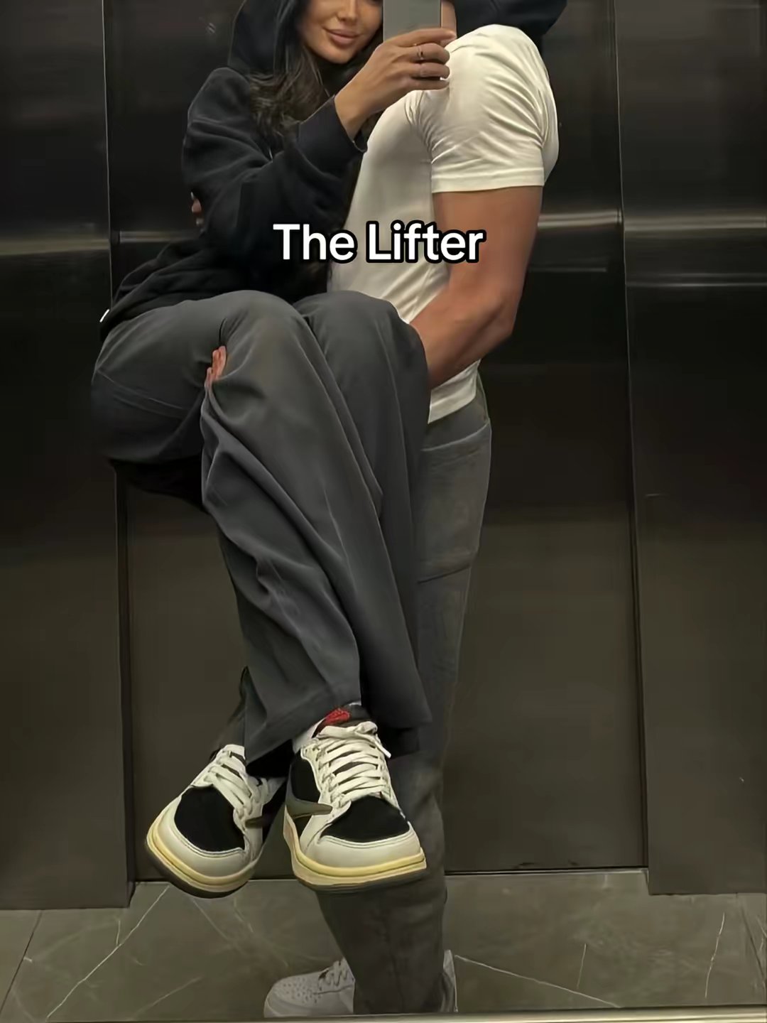 Photo Posing Inspiration Content by @thisis_jud slide 2