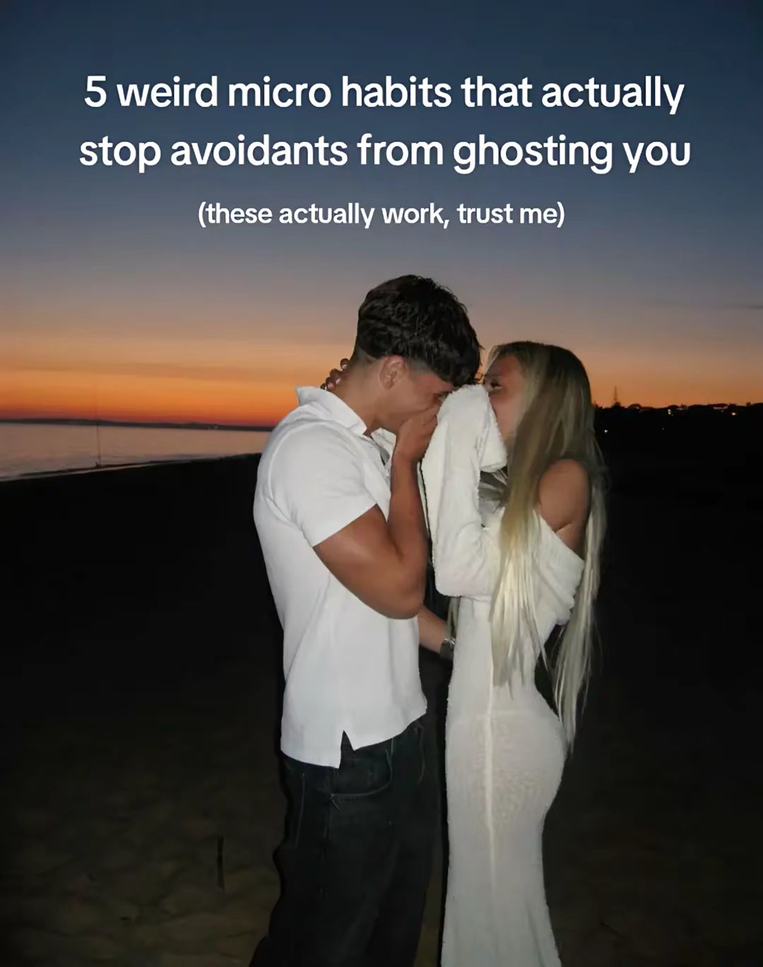 5 weird micro habits that actually
stop avoidants from ghosting you
(these actually work, trust me)
